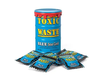Toxic Waste Blue Drum kék dobozos savanyú cukorkák 42g